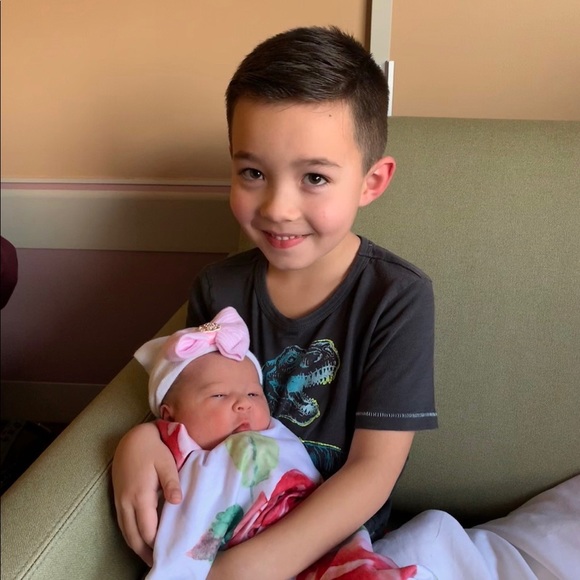 Meet your Posher, Mariah - Picture 8 of 8